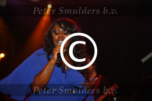 Amsterdam 4 november 2013
Presentatie cd en optreden van Berget Lewis met haar band en broer Alvin in Paradiso.