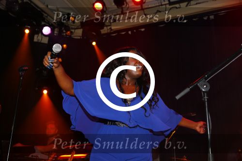 Amsterdam 4 november 2013
Presentatie cd en optreden van Berget Lewis met haar band en broer Alvin in Paradiso.