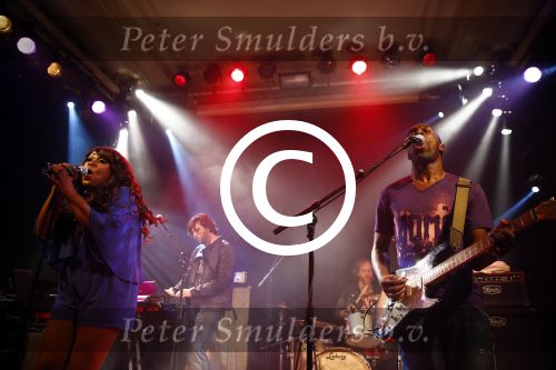 Amsterdam 4 november 2013
Presentatie cd en optreden van Berget Lewis met haar band en broer Alvin in Paradiso.