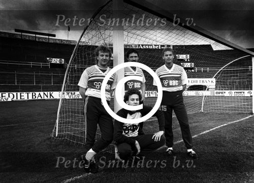 1987 Berry v Aerle, Frans de Rooij, Ronny Prins (reservekeeper) en Danny Prins,
zonen van wijlen AJAX-speler Co Prins bij FC Antwerp
Foto Peter Smulders BV