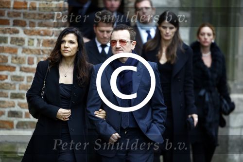 Delft 2 november 2013
Herdenkingsdienst voor prins Friso in de grote kerk in Delft. 
Bono U2 met zijn vrouw