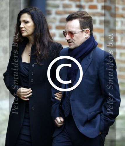 Delft 2 november 2013
Herdenkingsdienst voor prins Friso in de grote kerk in Delft. 
Bono U2 met zijn vrouw