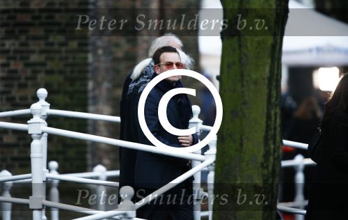 Delft 2 november 2013
Herdenkingsdienst voor prins Friso in de grote kerk in Delft. 
Bono U2 met zijn vrouw