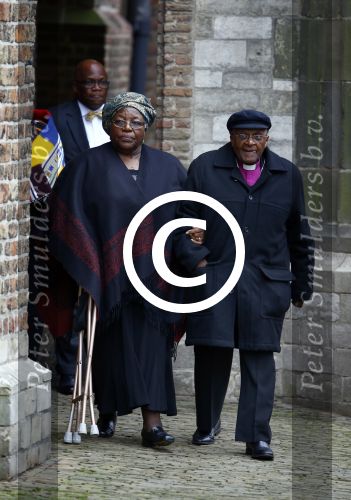Delft 2 november 2013
Herdenkingsdienst voor prins Friso in de grote kerk in Delft.
Desmond Tutu en zijn vrouw