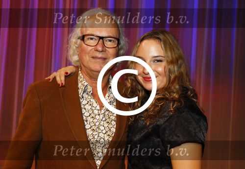 Utrecht 27 oktober 2013
Premiere Sonneveld in de schouwburg van Utrecht met Tony Neef en Mariska v Kolck in de hoofdrollen. Albert Verlinde is de producent. Eddy Habbema met dochter