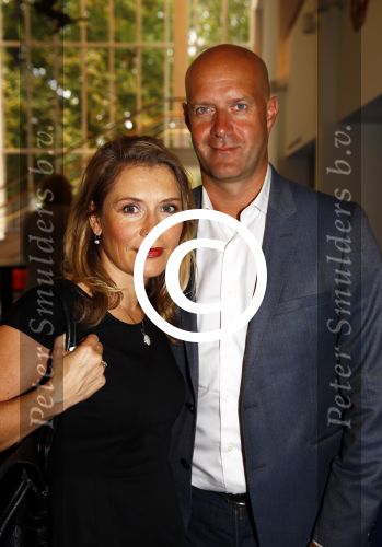 Utrecht 27 oktober 2013
Premiere Sonneveld in de schouwburg van Utrecht. Elle v Rijn met vriend