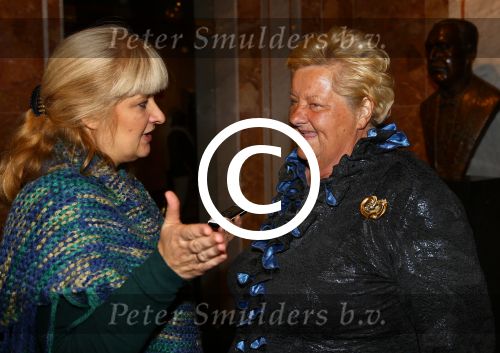 Amsterdam, 1 November 2013
Premiere Barbra & Frank, The concert that never was.
Met Sharon Owens (Barbra Streisand) en Sebastian Anzaldo (Frank Sinatra)
Erica Terpstra

Foto Peter Smulders BV