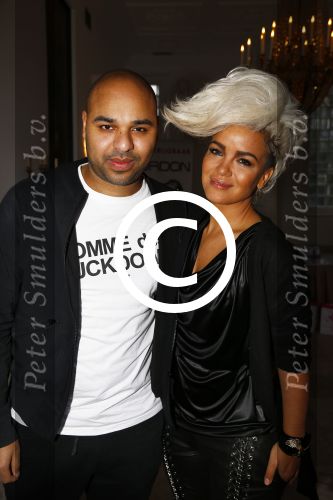 Zeist 3 november 2013
Presentatie nieuwe cd Gordon in slot zeist. Eva Simons met vriend Dj Sidney Samson
