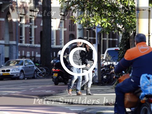 Amsterdam 30 oktober 2013
Frank Rijkaard met zijn vrouw Stephanie in Amsterdam zuid
