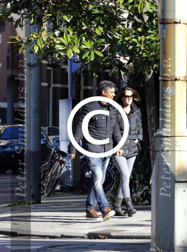 Amsterdam 30 oktober 2013
Frank Rijkaard met zijn vrouw Stephanie in Amsterdam zuid