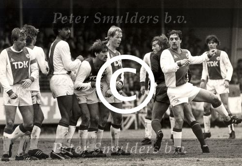 1985 Excelsior-AJAX
Marco v Basten, Edo Ophof, Dick Schoenaker, Frank Rijkaard, Ronald Koeman, Robbie de Wit
Foto Peter Smulders BV