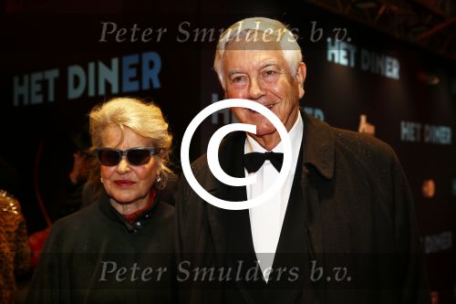Amsterdam 4 november 2013
Premiere het diner in Tuschinski met de acteurs Daan Schuurmans Kim v Kooten Jacob Derwig en Thekla Reuten. Frits Bolkestein met vrouw