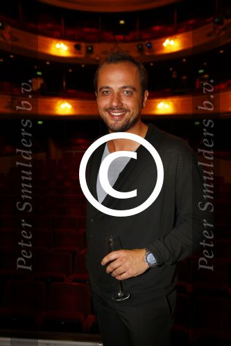 Leiden 17 oktober 2013
Geert Hoes met zijn nieuwe vriendin bij premiere Eindeloos