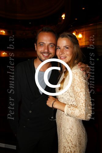Leiden 17 oktober 2013
Geert Hoes met zijn nieuwe vriendin bij premiere Eindeloos
