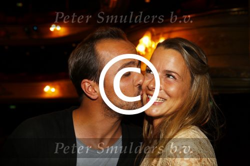 Leiden 17 oktober 2013
Geert Hoes met zijn nieuwe vriendin bij premiere Eindeloos