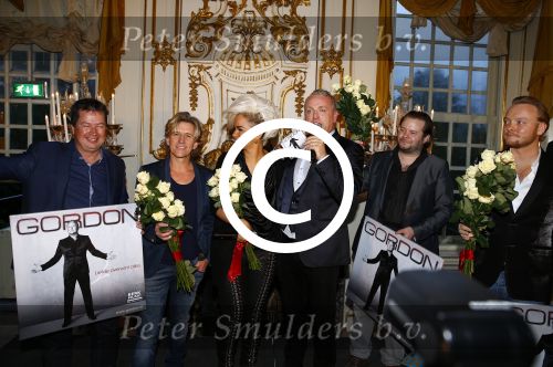 Zeist 3 november 2013
Presentatie nieuwe cd Gordon in slot zeist. Gordon met Rene Schuurmans en Eva Simons