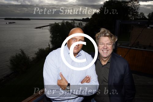 Naarden 23 oktober 2013
Presentatie rtl programma;s Verslaafd met Jimmy Geduld en Peter v d Vorst en taste met Herman den Blijker en Robert Kranenborg op de golfbaan in Naarden.