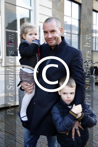 Den Haag 30 oktober 2013
Premiere Mr Finney in diligentia. Prinses Laurentien komt samen met haar kinderen Leonore Eloise en Claus Casimir. jeroen v Koningsbrugge met kinderen
