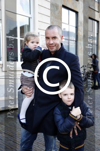 Den Haag 30 oktober 2013
Premiere Mr Finney in diligentia. Prinses Laurentien komt samen met haar kinderen Leonore Eloise en Claus Casimir. jeroen v Koningsbrugge met kinderen