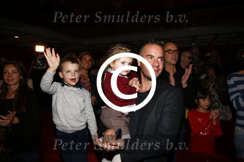 Den Haag 30 oktober 2013
Premiere Mr Finney in diligentia. Prinses Laurentien komt samen met haar kinderen Leonore Eloise en Claus Casimir. jeroen v Koningsbrugge met kinderen