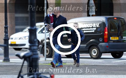 Den Haag 30 oktober 2013
Premiere Mr Finney in diligentia. Prinses Laurentien komt samen met haar kinderen Leonore Eloise en Claus Casimir. jeroen v Koningsbrugge met kinderen