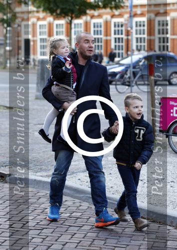 Den Haag 30 oktober 2013
Premiere Mr Finney in diligentia. Prinses Laurentien komt samen met haar kinderen Leonore Eloise en Claus Casimir. jeroen v Koningsbrugge met kinderen