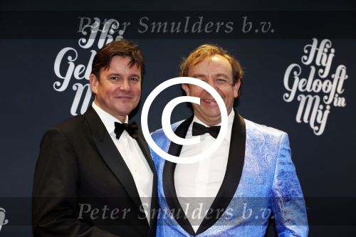 Amsterdam 11 november 2012
Premiere Zij gelooft in mij in het nieuwe de la mar. Jon v Eerd met vriend
Peter Smulders bv