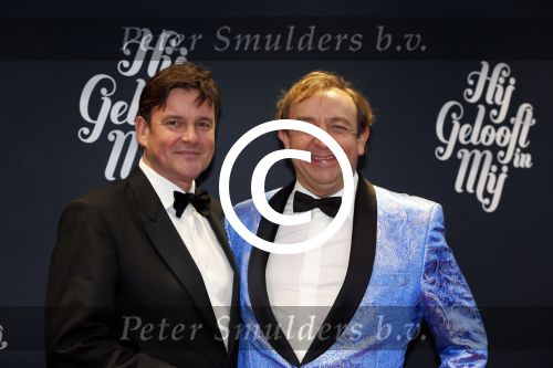Amsterdam 11 november 2012
Premiere Zij gelooft in mij in het nieuwe de la mar. Jon v Eerd met vriend
Peter Smulders bv