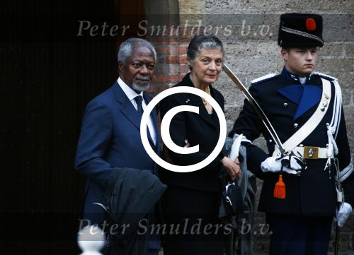 Delft 2 november 2013
Herdenkingsdienst voor prins Friso in de grote kerk in Delft.
Kofi Annan en Nane Lagergren
