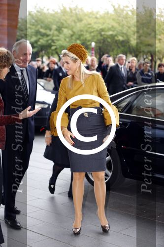 Amsterdam 18 oktober 2013
Koningin Maxima opent de expositie van Malevich in het stedelijk museum.