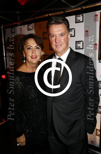Blaricum 3 november 2013
Free a girl benefietavond in red sun. Louis v Gaal en Truus