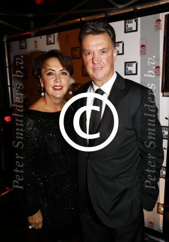 Blaricum 3 november 2013
Free a girl benefietavond in red sun. Louis v Gaal en Truus