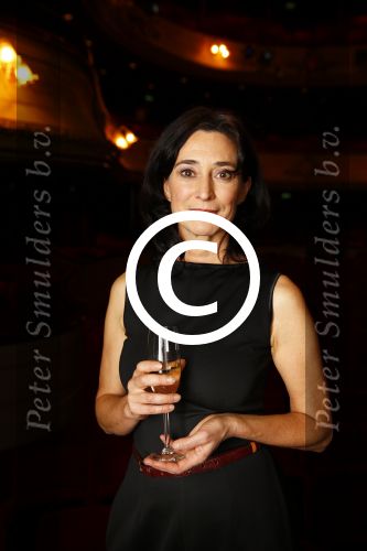 Leiden 17 oktober 2013
Premiere eindeloos met in de hoofdrollen Marit v Bohemen JobBovelander Diana Dobbelman Geert Hoes en Manouk v d Meulen in de schouwburg van Leiden