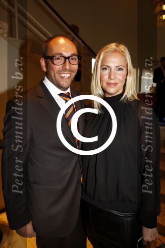 Utrecht 27 oktober 2013
Premiere Sonneveld in de schouwburg van Utrecht. nance Coolen met haar man Paco