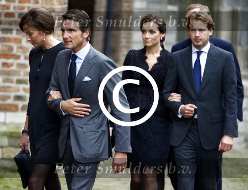Delft 2 november 2013
Herdenkingsdienst voor prins Friso in de grote kerk in Delft.
Prins Maurits en Prinses Marilene
