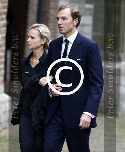 Delft 2 november 2013
Herdenkingsdienst voor prins Friso in de grote kerk in Delft.
Prinses Caroline met haar manAlbert Brenninkmeijer