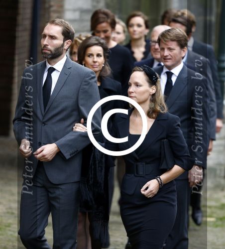 Delft 2 november 2013
Herdenkingsdienst voor prins Friso in de grote kerk in Delft.
Prinses Carolina en haar man