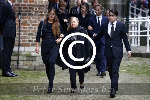 Delft 2 november 2013
Herdenkingsdienst voor prins Friso in de grote kerk in Delft.
Prinses Christina en haar zoon Prins Bernardo en Prinses Juliana