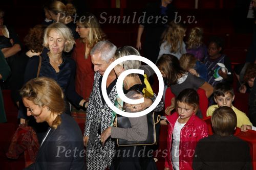 Den Haag 30 oktober 2013
Premiere Mr Finney in diligentia. Prinses Laurentien komt samen met haar kinderen Leonore Eloise en Claus Casimir.