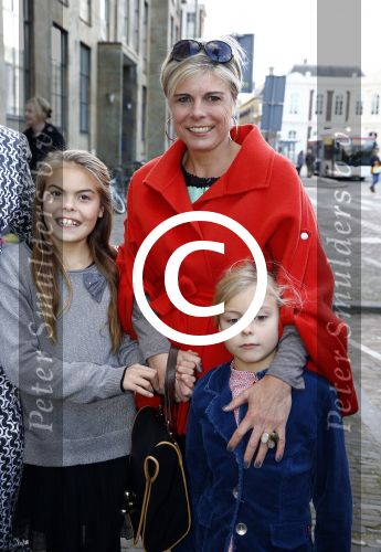 Den Haag 30 oktober 2013
Premiere Mr Finney in diligentia. Prinses Laurentien komt samen met haar kinderen Leonore Eloise en Claus Casimir.