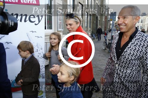Den Haag 30 oktober 2013
Premiere Mr Finney in diligentia. Prinses Laurentien komt samen met haar kinderen Leonore Eloise en Claus Casimir.