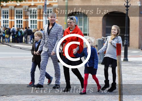 Den Haag 30 oktober 2013
Premiere Mr Finney in diligentia. Prinses Laurentien komt samen met haar kinderen Leonore Eloise en Claus Casimir.