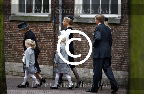 Delft 2 november 2013
Herdenkingsdienst voor prins Friso in de grote kerk in Delft.
Prinses Mabel en haar kinderen