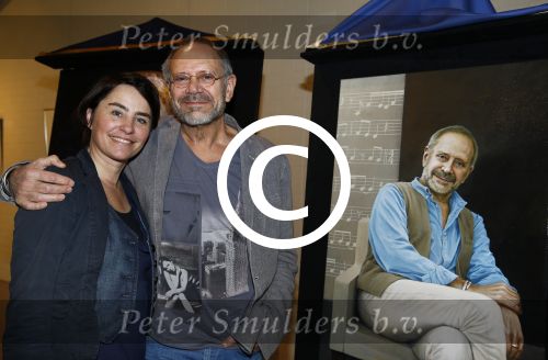 Amstelveen 28 oktober 2013
Presentatie max programma van  Hanneke Groenteman met Rob de Nijs en Jan Slagter in het cobra museum. Rob met zijn vrouw Henriette