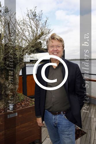 Naarden 23 oktober 2013
Presentatie rtl programma;s Verslaafd met Jimmy Geduld en Peter v d Vorst en taste met Herman den Blijker en Robert Kranenborg op de golfbaan in Naarden.