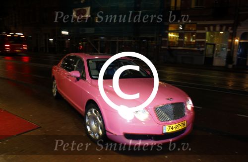 Amsterdam 28 oktober 2013
Nieuwe de la mar theater. roze bentley