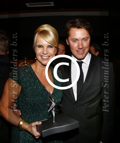 Amsterdam 18 oktober 2013
Uitreiking televizierring in carre .
Linda de Mol met Jeroen Rietbergen