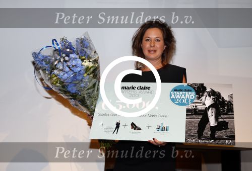 Amsterdam 14 oktober 2013
Jort Kelder en Lauren Verster presenteren de Marie Claire starters award. winnares Sanne Tummers