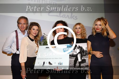 Amsterdam 14 oktober 2013
Jort Kelder en Lauren Verster presenteren de Marie Claire starters award. winnares Sanne Tummers