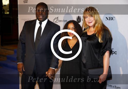 Amsterdam 28 oktober 2013
Premiere 12 years a slave in tuschinski. Steve McQueen met gezin